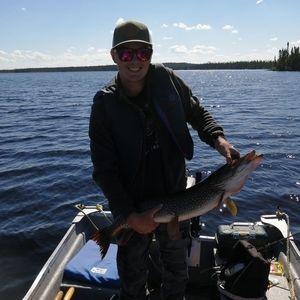 Meet your Posher, Charles